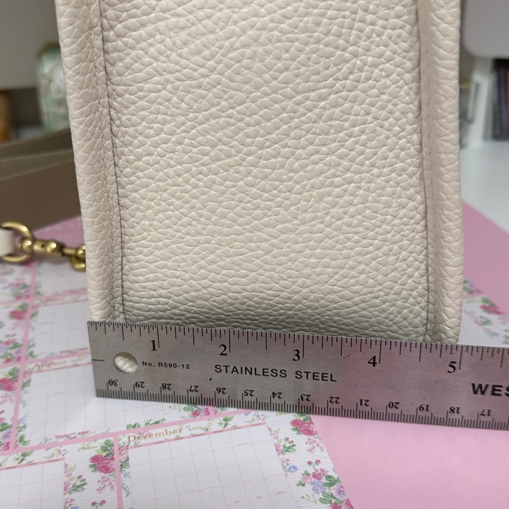 Coach White Pebbled Leather Tote with Taupe Logo and Trim - Picture 12 of 12